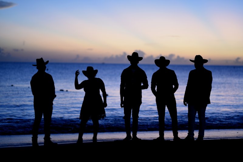 LM.STONE Family Band