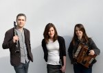 Lucie Périer - French flute player releases debut album with breton band Trio Tarare