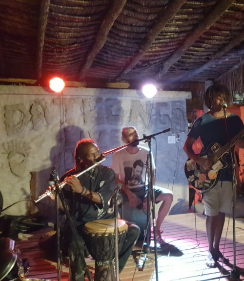 Dathonga performance in Tofo Mozambique by Shalu Chisenga