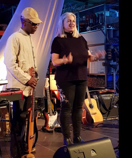 Nkossi & Frau Duran from Integrationsbeirats_1_I am SOMEBODY Talent showcas_2018-04-09 by Alain Nkossi Konda
