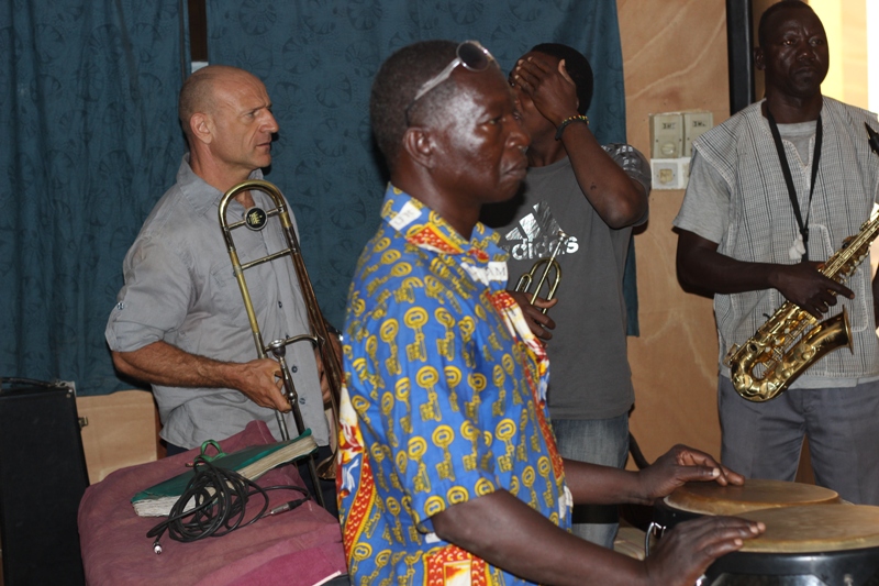 au studio MV  à Ouagadougou by Fôlikadi Isabelle