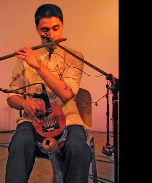 One-man band / multi-instrumentalist Bulat Gafarov - \