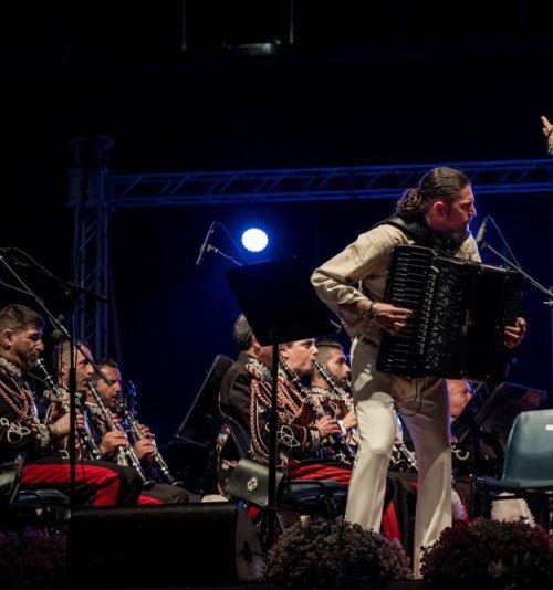 Marco Lo Russo live with band orchestra of Carabinieri, conduced by Massimo Martinelli by Marco Lo Russo Rouge